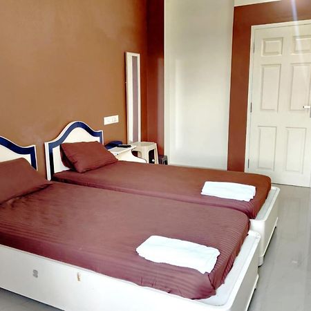 Ms Residence Homestay Kochi Eksteriør bilde